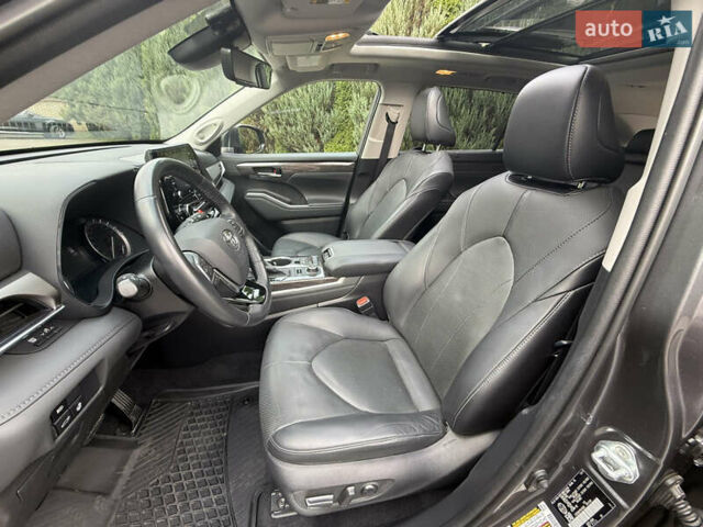 Сірий Тойота Хайлендер, об'ємом двигуна 3.46 л та пробігом 23 тис. км за 40789 $, фото 37 на Automoto.ua