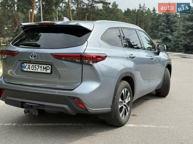 Тойота Хайлендер 2021 в Киеве на Automoto.ua Серый Тойота Хайлендер, объемом двигателя 2.49 л и пробегом 155 тыс. км за 39900 $, фото 40 на Automoto.ua