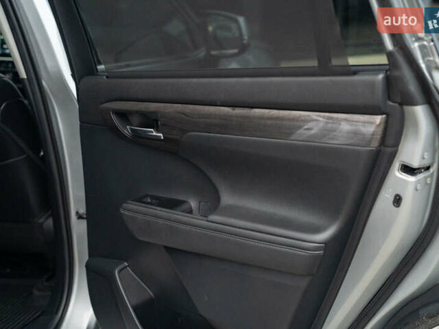 Сірий Тойота Хайлендер, об'ємом двигуна 3.46 л та пробігом 26 тис. км за 43900 $, фото 43 на Automoto.ua