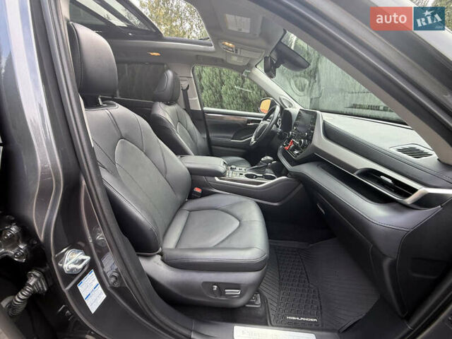 Сірий Тойота Хайлендер, об'ємом двигуна 3.46 л та пробігом 23 тис. км за 40789 $, фото 56 на Automoto.ua