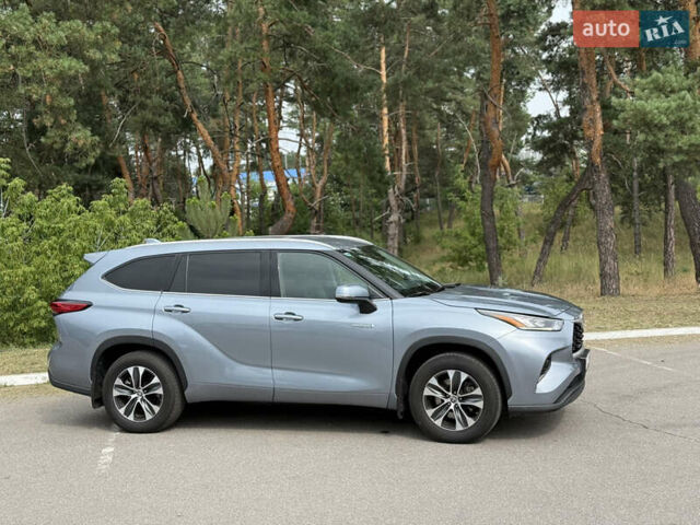Тойота Хайлендер 2021 в Киеве на Automoto.ua Серый Тойота Хайлендер, объемом двигателя 2.49 л и пробегом 155 тыс. км за 39900 $, фото 73 на Automoto.ua