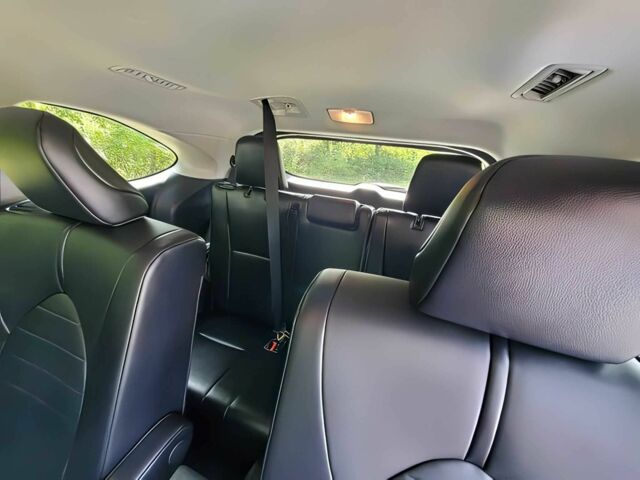 Серый Тойота Хайлендер, объемом двигателя 3.5 л и пробегом 14 тыс. км за 18000 $, фото 12 на Automoto.ua