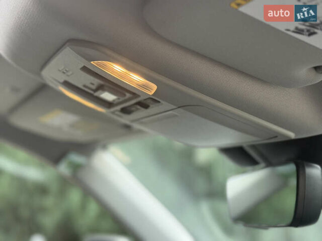 Сірий Тойота Хайлендер, об'ємом двигуна 3.46 л та пробігом 23 тис. км за 40789 $, фото 58 на Automoto.ua