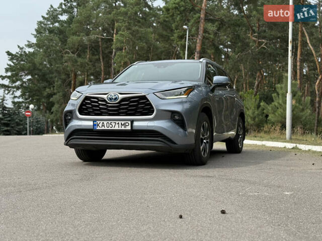 Тойота Хайлендер 2021 в Киеве на Automoto.ua Серый Тойота Хайлендер, объемом двигателя 2.49 л и пробегом 155 тыс. км за 39900 $, фото 55 на Automoto.ua