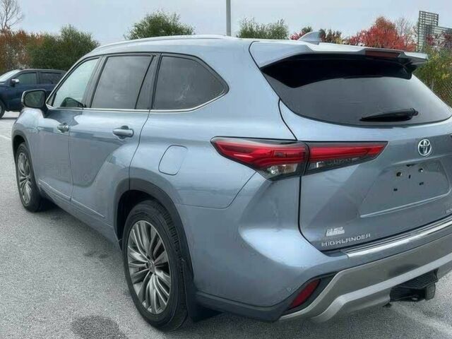 Серый Тойота Хайлендер, объемом двигателя 2.5 л и пробегом 25 тыс. км за 18600 $, фото 2 на Automoto.ua