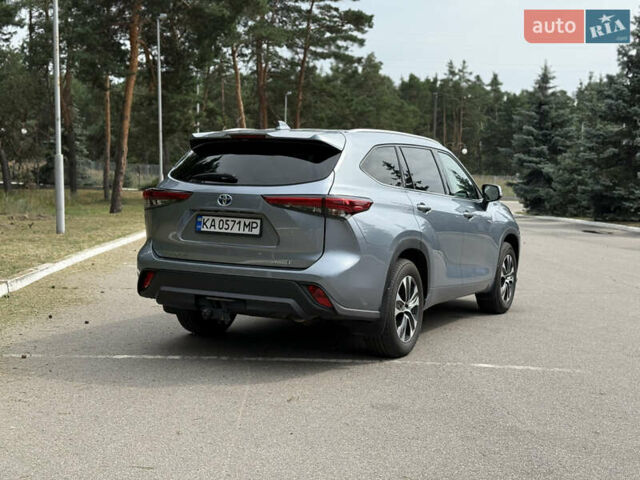 Тойота Хайлендер 2021 в Киеве на Automoto.ua Серый Тойота Хайлендер, объемом двигателя 2.49 л и пробегом 155 тыс. км за 39900 $, фото 69 на Automoto.ua