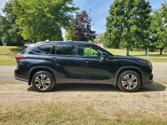 Серый Тойота Хайлендер, объемом двигателя 3.5 л и пробегом 14 тыс. км за 18000 $, фото 7 на Automoto.ua