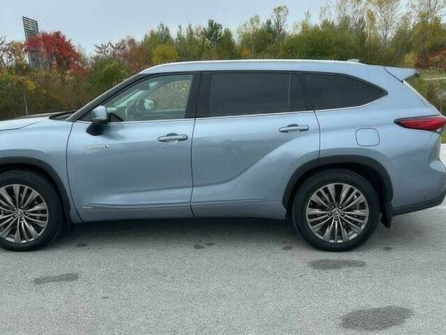 Серый Тойота Хайлендер, объемом двигателя 2.5 л и пробегом 25 тыс. км за 18600 $, фото 1 на Automoto.ua