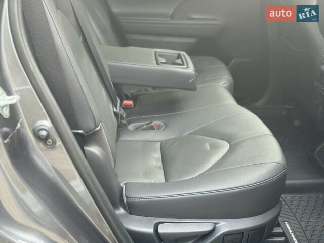 Сірий Тойота Хайлендер, об'ємом двигуна 3.46 л та пробігом 23 тис. км за 40789 $, фото 44 на Automoto.ua