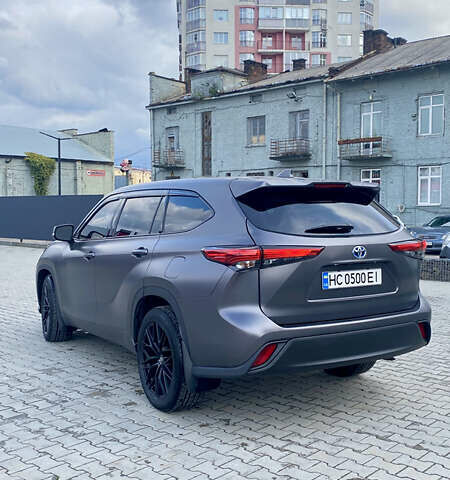 Серый Тойота Хайлендер, объемом двигателя 2.5 л и пробегом 59 тыс. км за 39600 $, фото 2 на Automoto.ua