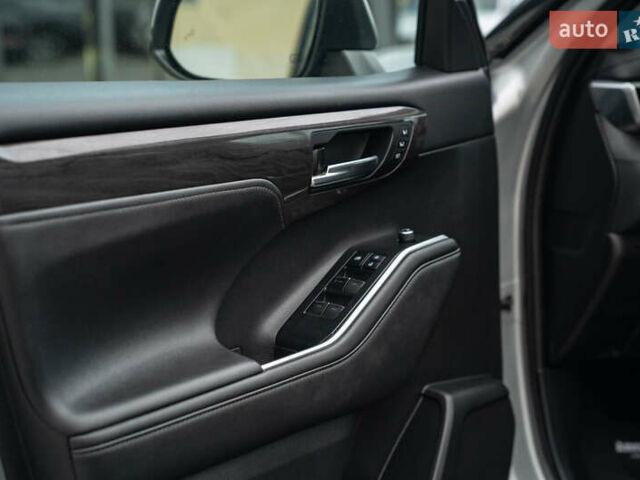 Сірий Тойота Хайлендер, об'ємом двигуна 3.46 л та пробігом 26 тис. км за 43900 $, фото 40 на Automoto.ua