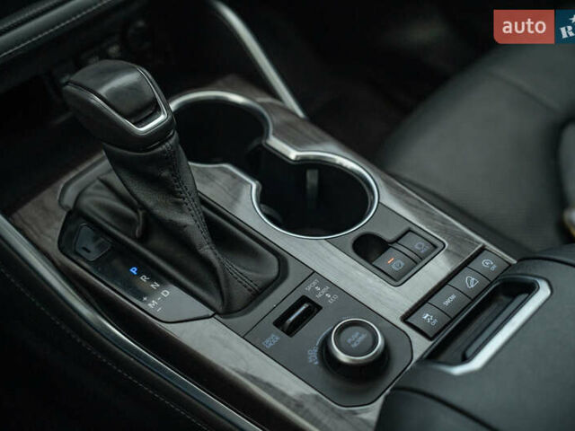 Сірий Тойота Хайлендер, об'ємом двигуна 3.46 л та пробігом 26 тис. км за 43900 $, фото 32 на Automoto.ua