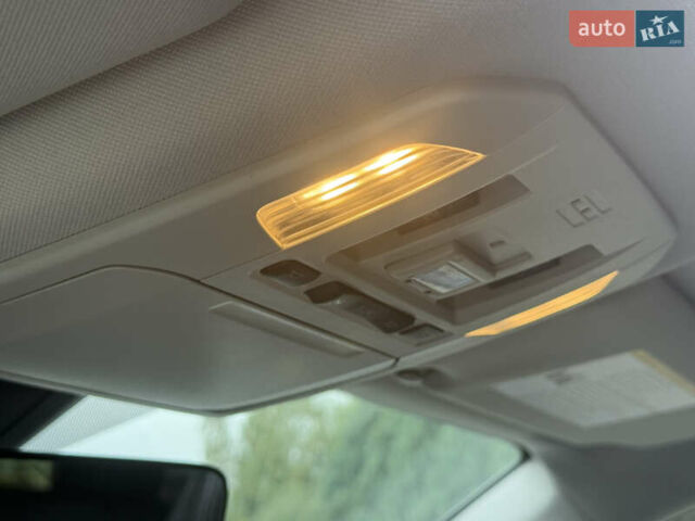 Сірий Тойота Хайлендер, об'ємом двигуна 3.46 л та пробігом 23 тис. км за 40789 $, фото 22 на Automoto.ua
