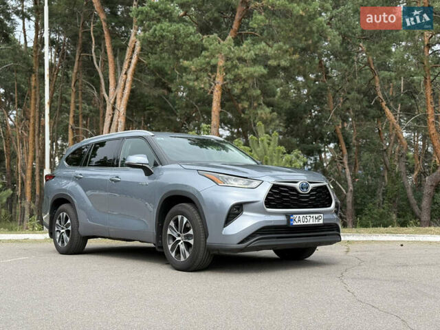 Тойота Хайлендер 2021 в Киеве на Automoto.ua Серый Тойота Хайлендер, объемом двигателя 2.49 л и пробегом 155 тыс. км за 39900 $, фото 76 на Automoto.ua