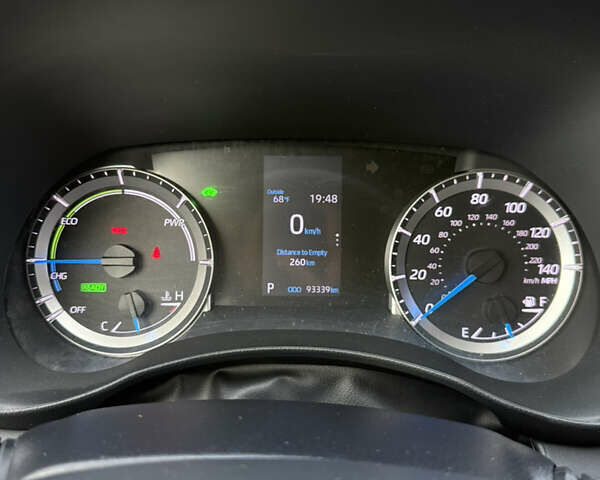 Тойота Хайлендер 2021 в Ровно на Automoto.ua Серый Тойота Хайлендер, объемом двигателя 2.49 л и пробегом 92 тыс. км за 39500 $, фото 26 на Automoto.ua