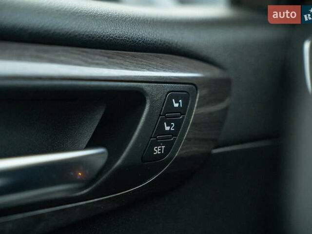 Сірий Тойота Хайлендер, об'ємом двигуна 3.46 л та пробігом 26 тис. км за 43900 $, фото 21 на Automoto.ua