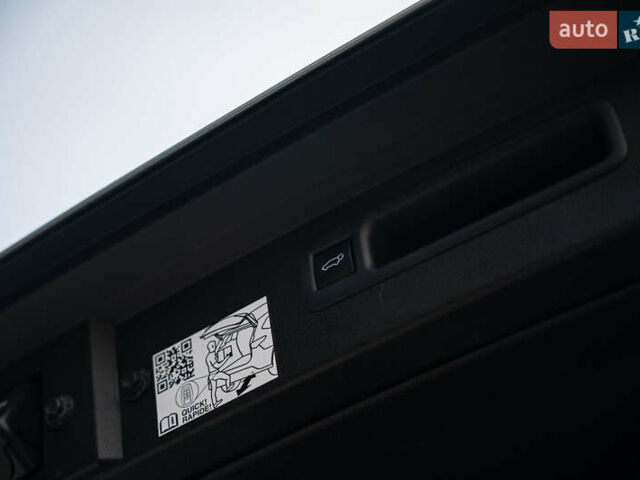 Сірий Тойота Хайлендер, об'ємом двигуна 3.46 л та пробігом 26 тис. км за 43900 $, фото 39 на Automoto.ua