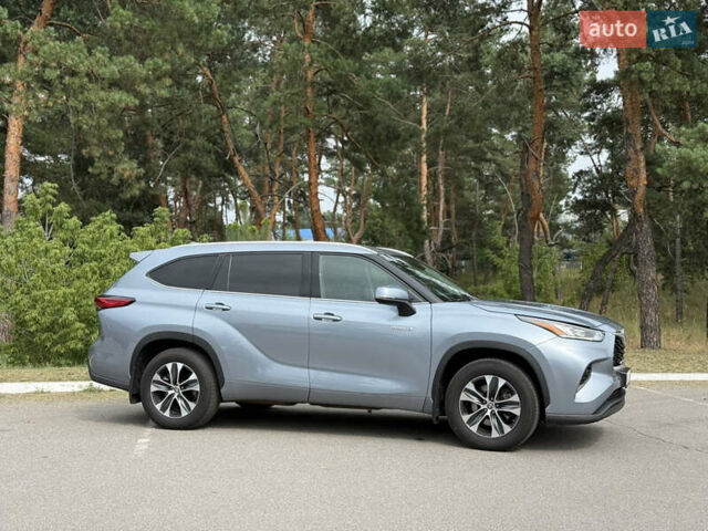 Тойота Хайлендер 2021 в Киеве на Automoto.ua Серый Тойота Хайлендер, объемом двигателя 2.49 л и пробегом 155 тыс. км за 39900 $, фото 74 на Automoto.ua