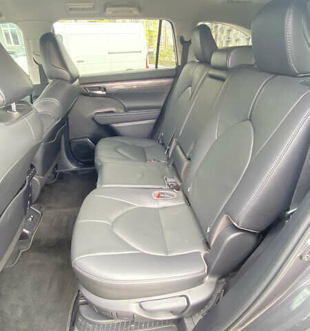 Серый Тойота Хайлендер, объемом двигателя 2.5 л и пробегом 59 тыс. км за 39600 $, фото 28 на Automoto.ua