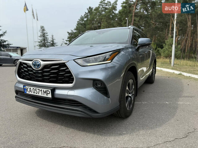 Тойота Хайлендер 2021 в Киеве на Automoto.ua Серый Тойота Хайлендер, объемом двигателя 2.49 л и пробегом 155 тыс. км за 39900 $, фото 60 на Automoto.ua