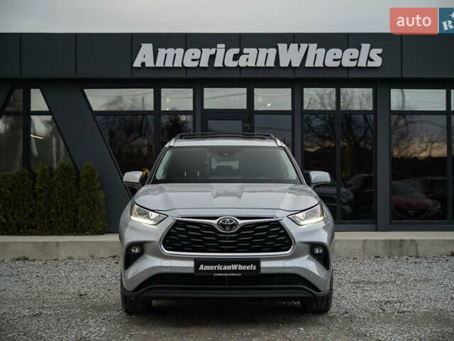 Сірий Тойота Хайлендер, об'ємом двигуна 3.46 л та пробігом 26 тис. км за 43900 $, фото 1 на Automoto.ua