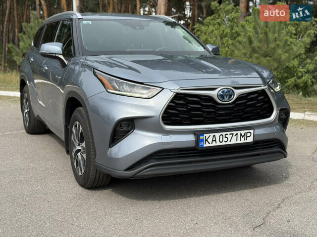 Тойота Хайлендер 2021 в Киеве на Automoto.ua Серый Тойота Хайлендер, объемом двигателя 2.49 л и пробегом 155 тыс. км за 39900 $, фото 52 на Automoto.ua
