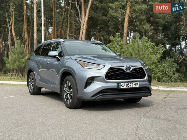 Тойота Хайлендер 2021 в Киеве на Automoto.ua Серый Тойота Хайлендер, объемом двигателя 2.49 л и пробегом 155 тыс. км за 39900 $, фото 51 на Automoto.ua