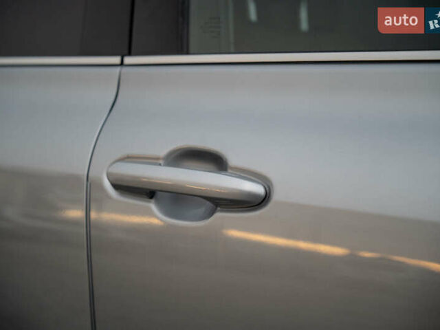 Сірий Тойота Хайлендер, об'ємом двигуна 3.46 л та пробігом 26 тис. км за 43900 $, фото 16 на Automoto.ua