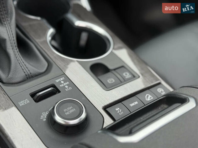 Сірий Тойота Хайлендер, об'ємом двигуна 3.46 л та пробігом 23 тис. км за 40789 $, фото 25 на Automoto.ua