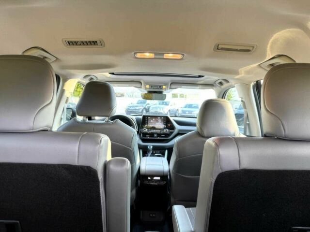 Сірий Тойота Хайлендер, об'ємом двигуна 2.4 л та пробігом 12 тис. км за 37100 $, фото 13 на Automoto.ua