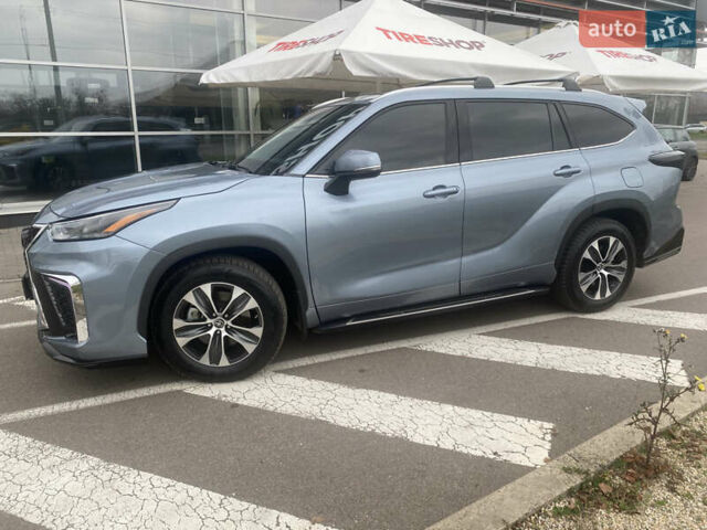 Сірий Тойота Хайлендер, об'ємом двигуна 2.49 л та пробігом 53 тис. км за 47000 $, фото 2 на Automoto.ua