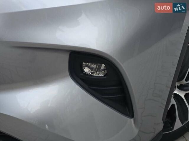 Серый Тойота Хайлендер, объемом двигателя 2.49 л и пробегом 30 тыс. км за 36999 $, фото 3 на Automoto.ua