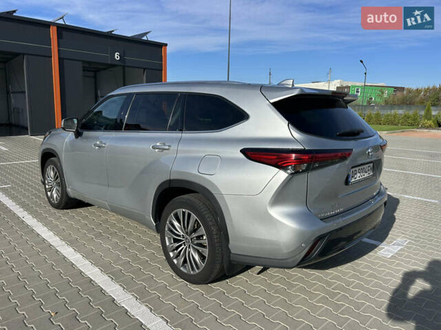 Сірий Тойота Хайлендер, об'ємом двигуна 2.49 л та пробігом 63 тис. км за 51500 $, фото 6 на Automoto.ua