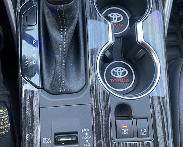 Сірий Тойота Хайлендер, об'ємом двигуна 2.49 л та пробігом 53 тис. км за 47000 $, фото 38 на Automoto.ua