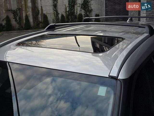 Серый Тойота Хайлендер, объемом двигателя 2.49 л и пробегом 30 тыс. км за 36999 $, фото 7 на Automoto.ua