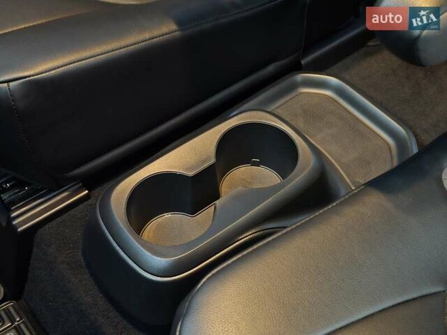 Серый Тойота Хайлендер, объемом двигателя 2.49 л и пробегом 30 тыс. км за 36999 $, фото 70 на Automoto.ua