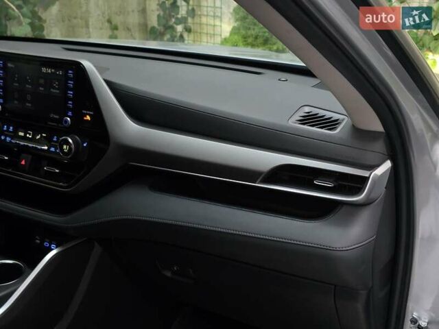 Серый Тойота Хайлендер, объемом двигателя 2.49 л и пробегом 30 тыс. км за 36999 $, фото 63 на Automoto.ua