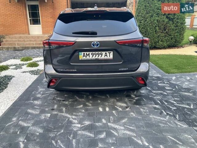 Серый Тойота Хайлендер, объемом двигателя 2.49 л и пробегом 55 тыс. км за 52700 $, фото 4 на Automoto.ua