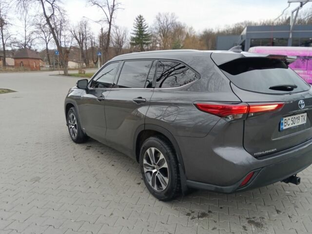 Серый Тойота Хайлендер, объемом двигателя 0 л и пробегом 80 тыс. км за 43000 $, фото 2 на Automoto.ua