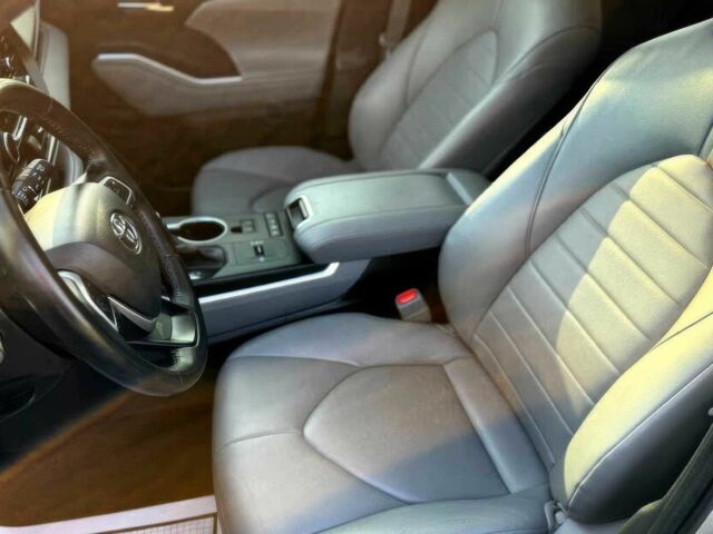 Серый Тойота Хайлендер, объемом двигателя 2.5 л и пробегом 19 тыс. км за 24000 $, фото 8 на Automoto.ua