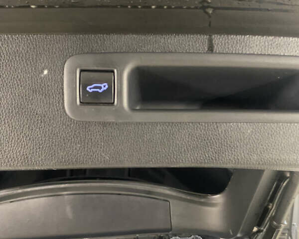 Сірий Тойота Хайлендер, об'ємом двигуна 2.49 л та пробігом 53 тис. км за 47000 $, фото 41 на Automoto.ua