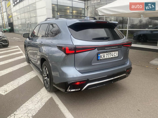 Сірий Тойота Хайлендер, об'ємом двигуна 2.49 л та пробігом 53 тис. км за 47000 $, фото 3 на Automoto.ua