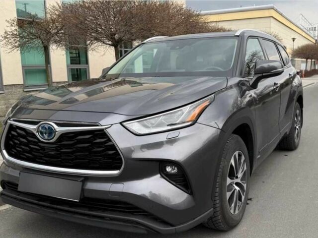 Серый Тойота Хайлендер, объемом двигателя 2.5 л и пробегом 53 тыс. км за 29999 $, фото 2 на Automoto.ua