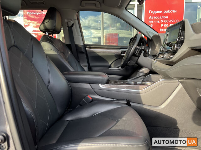 Сірий Тойота Хайлендер, об'ємом двигуна 2.5 л та пробігом 39 тис. км за 56148 $, фото 9 на Automoto.ua