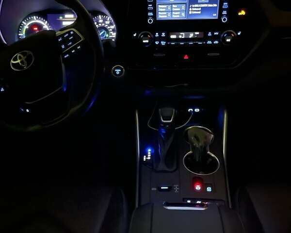 Сірий Тойота Хайлендер, об'ємом двигуна 2.49 л та пробігом 60 тис. км за 49900 $, фото 44 на Automoto.ua