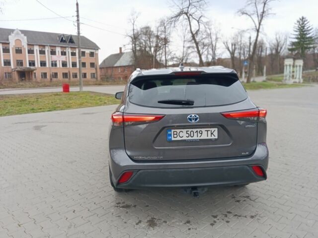 Серый Тойота Хайлендер, объемом двигателя 0 л и пробегом 80 тыс. км за 43000 $, фото 6 на Automoto.ua