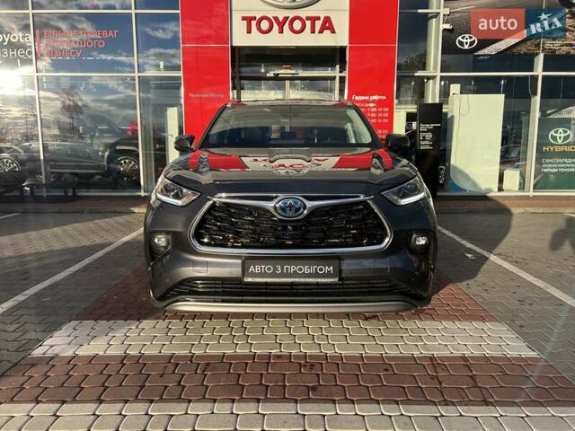 Серый Тойота Хайлендер, объемом двигателя 2.49 л и пробегом 39 тыс. км за 56053 $, фото 1 на Automoto.ua