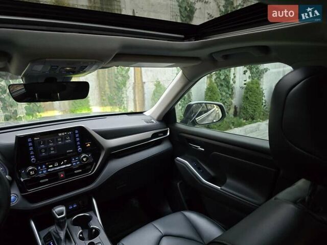 Серый Тойота Хайлендер, объемом двигателя 2.49 л и пробегом 30 тыс. км за 36999 $, фото 74 на Automoto.ua