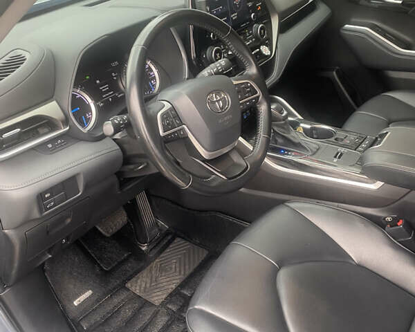 Сірий Тойота Хайлендер, об'ємом двигуна 2.49 л та пробігом 53 тис. км за 47000 $, фото 26 на Automoto.ua