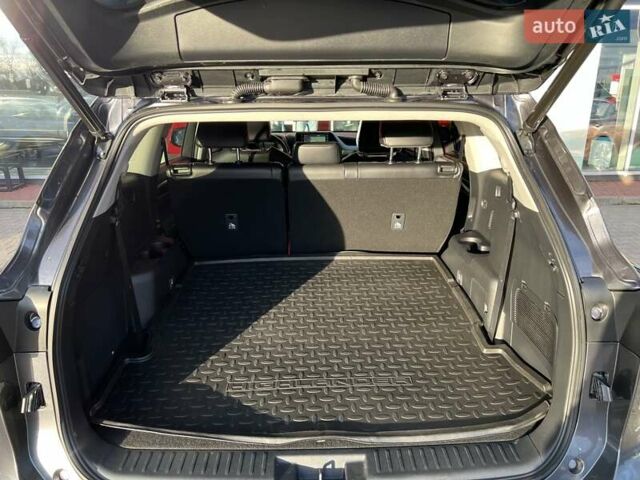 Серый Тойота Хайлендер, объемом двигателя 2.49 л и пробегом 39 тыс. км за 56053 $, фото 12 на Automoto.ua